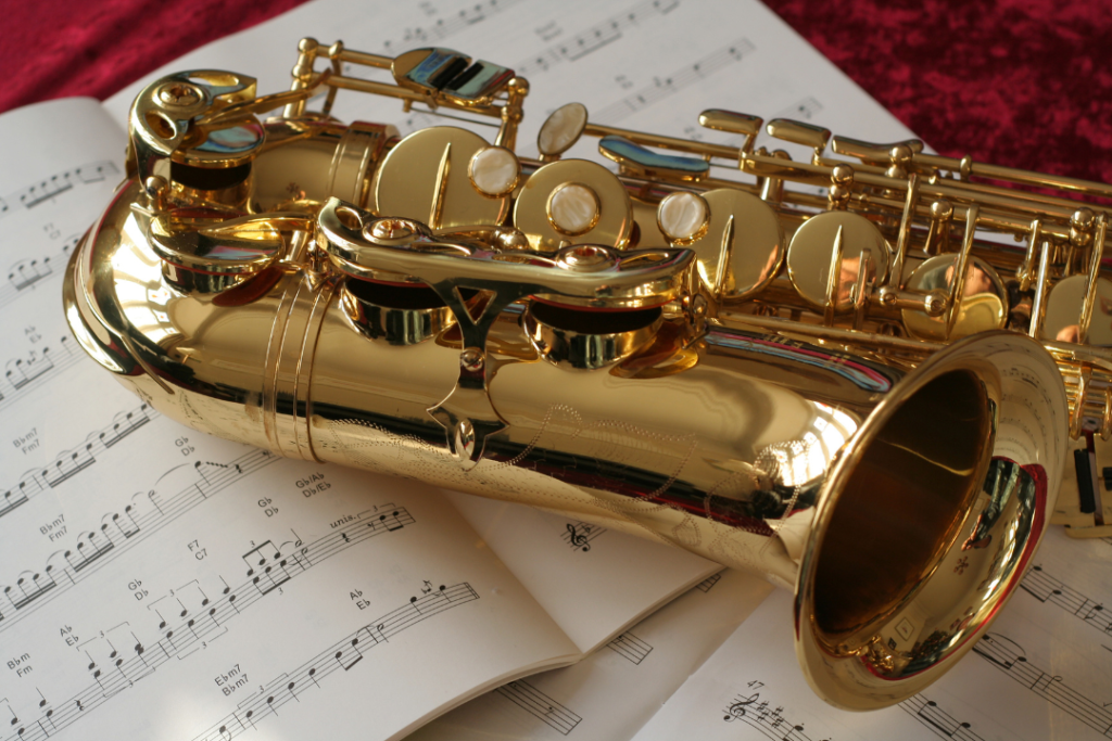 Como tocar bonito no sax.png