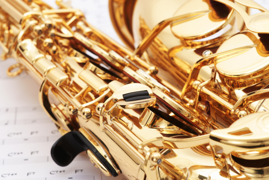 A História do Saxofone Do Século XIX aos Palcos Modernos